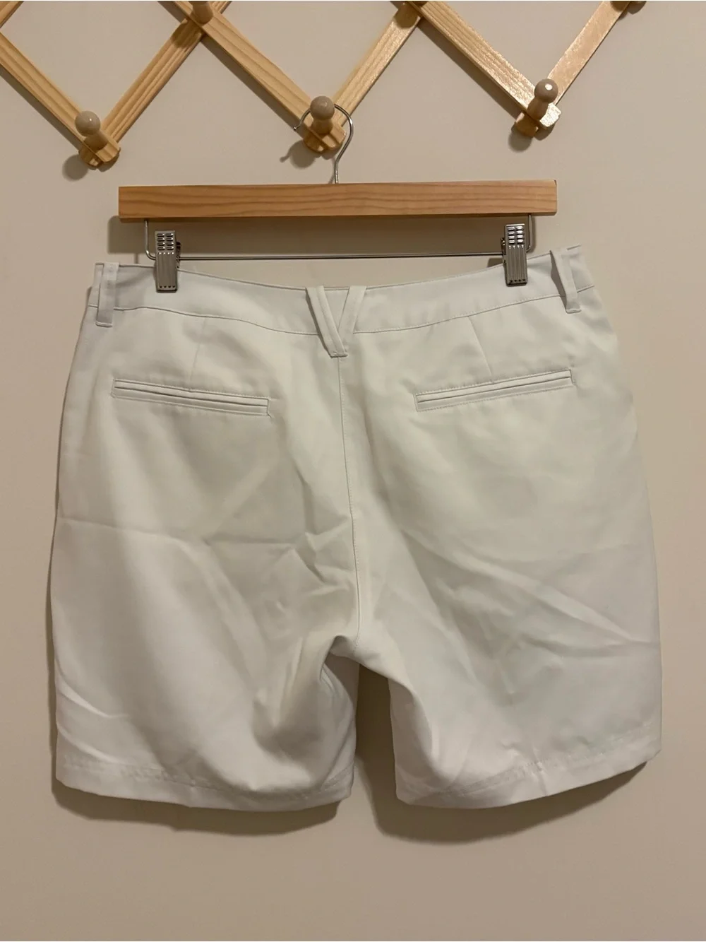 Callaway Women's White Golf Shorts size 10
